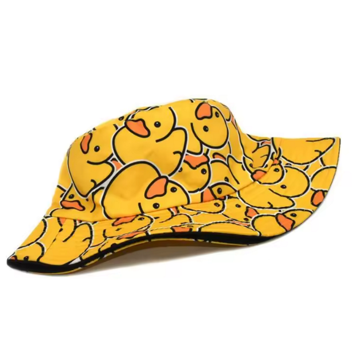 Zorg voor een glimlach met onze Eend Buckethat! Speels, vrolijk en onweerstaanbaar — ideaal voor kleurrijke festivals en opvallende looks.