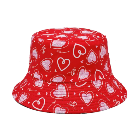 Voeg een vleugje liefde toe aan je look met onze Buckethat Hartjes. Ideaal voor romantische rave vibes en zoete feestoutfits.