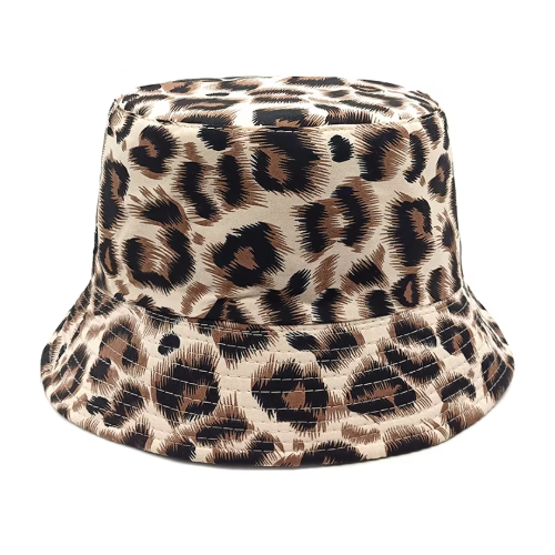 Maak een statement met onze Buckethat Panterprint. Wild, stijlvol en ready voor elk feestje of festivalweekend.