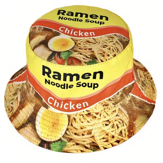 Geef je outfit een smaakvolle twist met onze Buckethat Ramen Noodles. Perfect voor festivals, feestjes of een knipoog naar je favoriete comfort food.