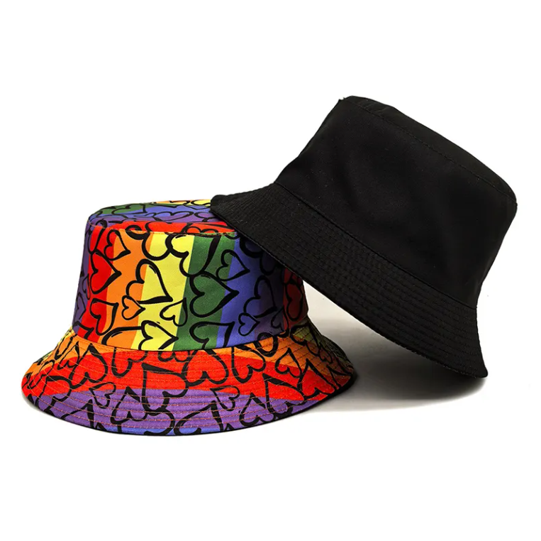 Laat je stralen in alle kleuren met onze Buckethat Regenboog. Voor vrolijke vibes, zelfexpressie en elke feestelijke gelegenheid.